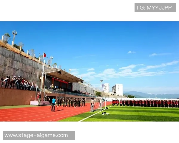 娄底三中足球队奋勇拼搏展现青春风采助力校园文化建设与团队精神提升 娄底三中足球队奋勇拼搏展现青春风采助力校园文化建设与团队精神提升